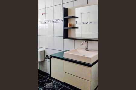 Apartamento para alugar com 2 quartos, 75m² em Navegantes, Porto Alegre