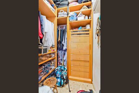 Apartamento à venda com 115m², 3 quartos e 3 vagasSuíte - Closet