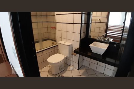 Banheiro de apartamento para alugar com 1 quarto, 32m² em Vila Buarque, São Paulo