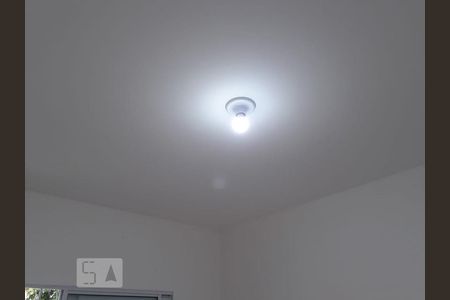 Casa de condomínio para alugar com 25m², 1 quarto e sem vaga