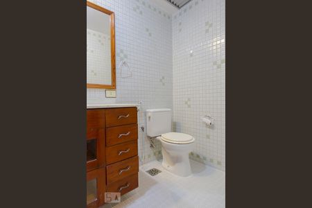 Apartamento à venda com 130m², 3 quartos e 2 vagasBanheiro Social