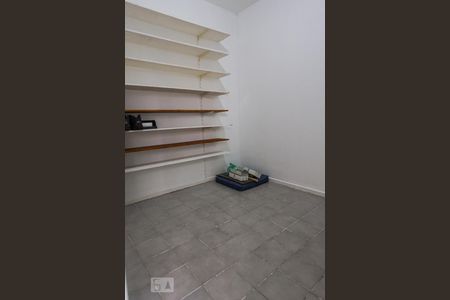 Apartamento à venda com 130m², 3 quartos e 2 vagasQuarto de Serviço