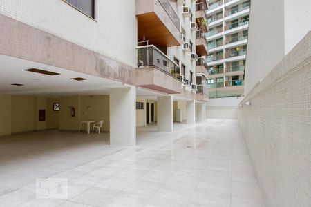 Apartamento à venda com 130m², 3 quartos e 2 vagasÁrea Comum - Playground
