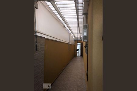 Casa à venda com 128m², 3 quartos e 4 vagas Casa à venda com 128m², 3 quartos e 4 vagasÁrea externa