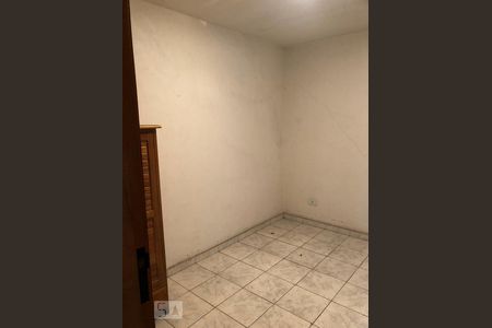Casa à venda com 128m², 3 quartos e 4 vagas Casa à venda com 128m², 3 quartos e 4 vagasQuarto de serviço