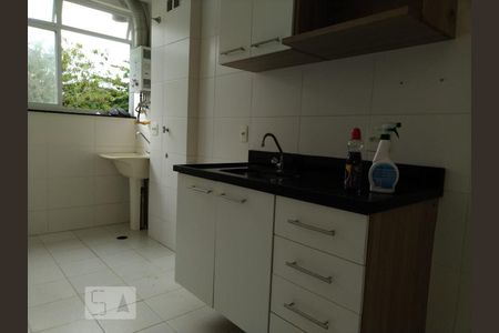 Cozinha de apartamento para alugar com 1 quarto, 48m² em Tanque, Rio de Janeiro