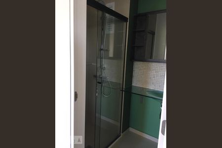 Banheiro de apartamento para alugar com 1 quarto, 71m² em Jardim Fonte do Morumbi, São Paulo