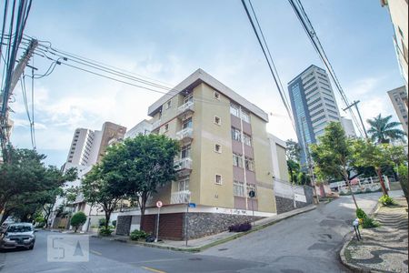 Apartamento à venda com 100m², 3 quartos e 1 vaga