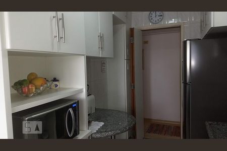 Apartamento à venda com 71m², 2 quartos e 2 vagasCozinha