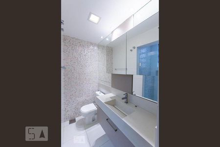 Apartamento à venda com 125m², 3 quartos e 1 vagaBanheiro 2