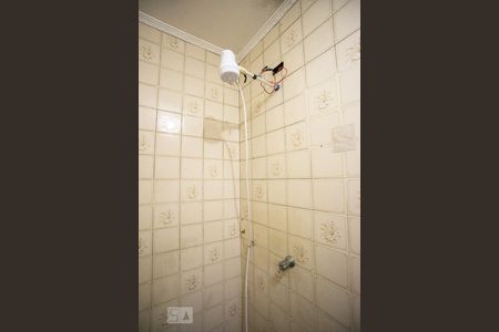 Casa à venda com 280m², 6 quartos e 8 vagasBanheiro de serviço