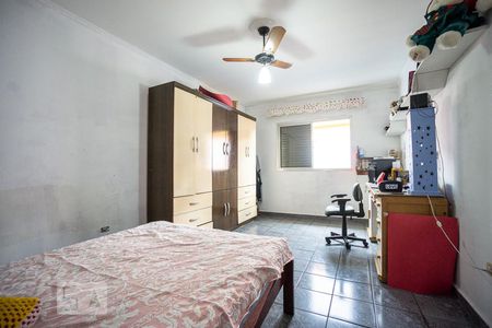 Casa à venda com 280m², 6 quartos e 8 vagasQuarto 02