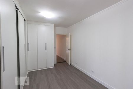 Casa para alugar com 300m², 8 quartos e 2 vagasQuarto