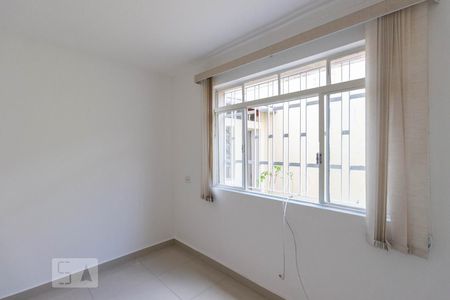 Casa para alugar com 300m², 8 quartos e 2 vagasQuarto