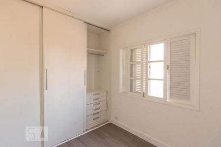 Casa para alugar com 300m², 8 quartos e 2 vagasQuarto