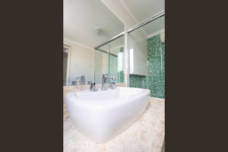 Casa para alugar com 300m², 8 quartos e 2 vagasBanheiro