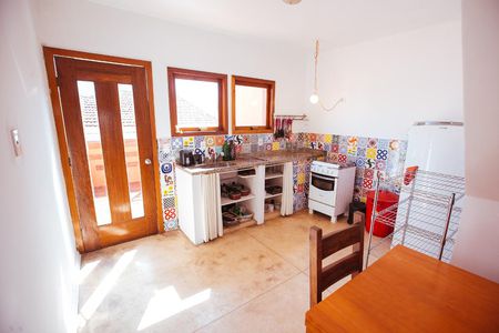 Cozinha de casa para alugar com 2 quartos, 100m² em Vila Madalena, São Paulo