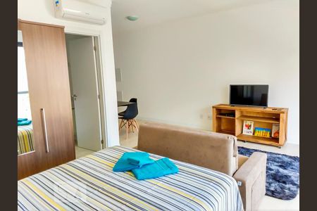 Studio para alugar com 45m², 1 quarto e 1 vaga Studio para alugar com 45m², 1 quarto e 1 vagaQuarto