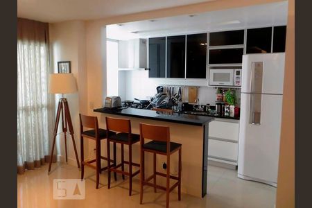 Sala de apartamento para alugar com 2 quartos, 100m² em Barra da Tijuca, Rio de Janeiro