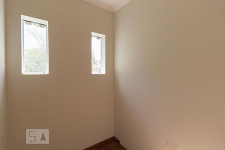 Casa à venda com 300m², 5 quartos e 8 vagas Casa à venda com 300m², 5 quartos e 8 vagasQuarto Suíte 1 - Espaço Closet