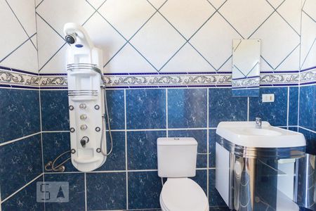 Casa à venda com 300m², 5 quartos e 8 vagas Casa à venda com 300m², 5 quartos e 8 vagasBanheiro