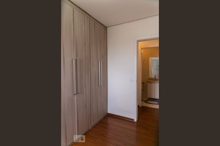 Apartamento para alugar com 87m², 2 quartos e 2 vagas Apartamento para alugar com 87m², 2 quartos e 2 vagasQuarto