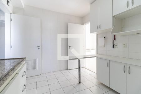 Apartamento para alugar com 136m², 4 quartos e 2 vagas Apartamento para alugar com 136m², 4 quartos e 2 vagasCozinha