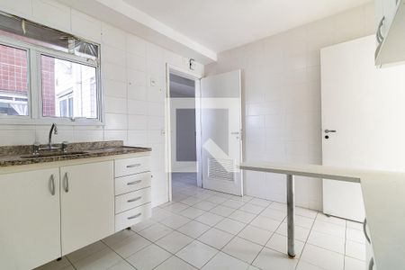 Apartamento para alugar com 136m², 4 quartos e 2 vagas Apartamento para alugar com 136m², 4 quartos e 2 vagasCozinha
