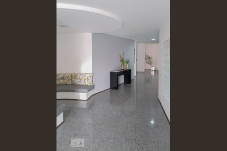 Apartamento para alugar com 95m², 3 quartos e 2 vagas Apartamento para alugar com 95m², 3 quartos e 2 vagasHall