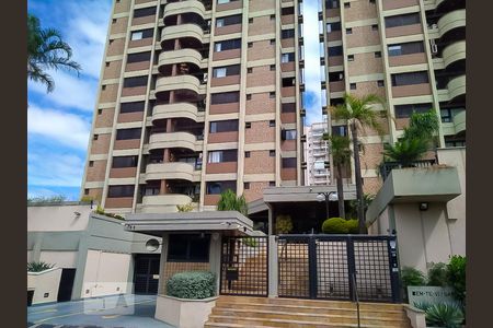 Apartamento para alugar com 128m², 2 quartos e 2 vagasFachada e portaria