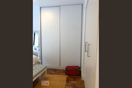 Quarto de apartamento à venda com 2 quartos, 60m² em Humaitá, Rio de Janeiro