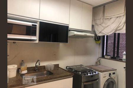 Cozinha de apartamento à venda com 2 quartos, 60m² em Humaitá, Rio de Janeiro