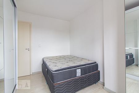 Quarto 1 de apartamento para alugar com 1 quarto, 50m² em Novo Mundo, Curitiba