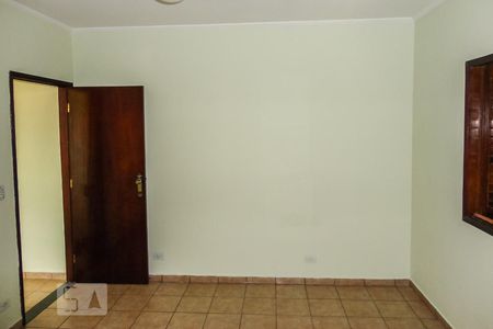 Quarto 1 de casa para alugar com 5 quartos, 329m² em Vila Ester, Guarulhos