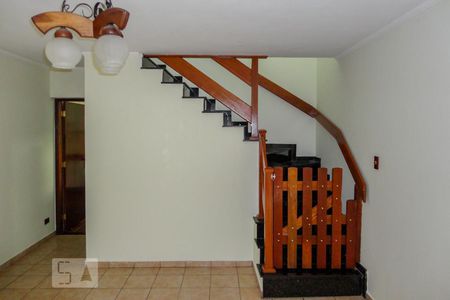 Sala de casa para alugar com 5 quartos, 329m² em Vila Ester, Guarulhos