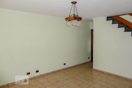 Sala de casa para alugar com 5 quartos, 329m² em Vila Ester, Guarulhos