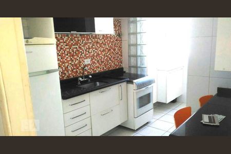 Cozinha de apartamento à venda com 2 quartos, 60m² em Vila Campestre, São Paulo