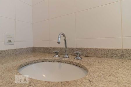 Apartamento à venda com 126m², 3 quartos e 2 vagasBanheiro Social