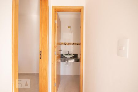 Corredor  de apartamento para alugar com 2 quartos, 37m² em Penha de França, São Paulo