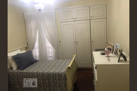 Casa à venda com 700m², 4 quartos e 3 vagasQuarto