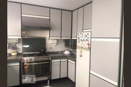 Casa à venda com 700m², 4 quartos e 3 vagasCozinha