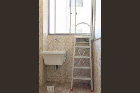 Apartamento à venda com 67m², 2 quartos e 1 vaga Apartamento à venda com 67m², 2 quartos e 1 vagaÁrea de Serviço