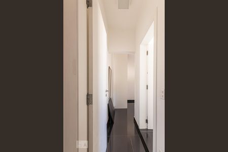 Apartamento à venda com 277m², 4 quartos e 3 vagas Apartamento à venda com 277m², 4 quartos e 3 vagasÁrea de serviço