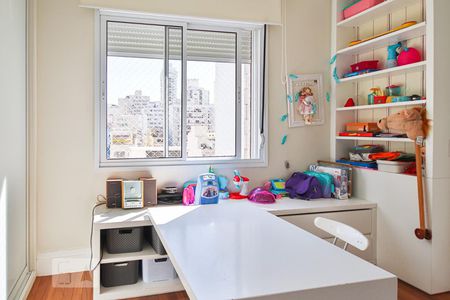 Apartamento à venda com 277m², 4 quartos e 3 vagas Apartamento à venda com 277m², 4 quartos e 3 vagasQuarto 2