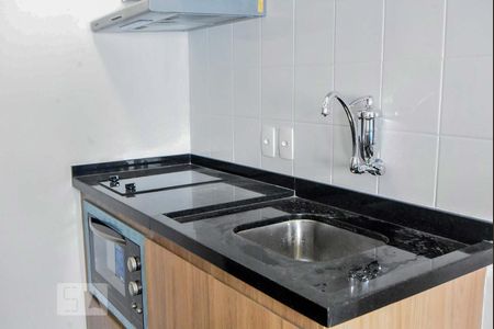 Cozinha de apartamento para alugar com 1 quarto, 15m² em Santo Amaro, São Paulo