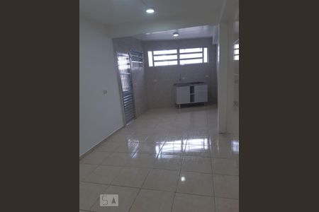 Cozinha de kitnet/studio para alugar com 1 quarto, 33m² em Parque Jabaquara, São Paulo