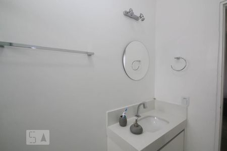 Apartamento à venda com 135m², 2 quartos e 3 vagas Apartamento à venda com 135m², 2 quartos e 3 vagasBanheiro