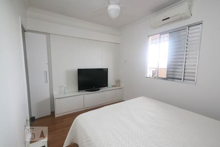 Apartamento à venda com 135m², 2 quartos e 3 vagas Apartamento à venda com 135m², 2 quartos e 3 vagasQuarto 1
