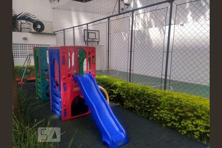 Apartamento à venda com 540m², 4 quartos e 4 vagas Apartamento à venda com 540m², 4 quartos e 4 vagasÁrea Comum - Playground