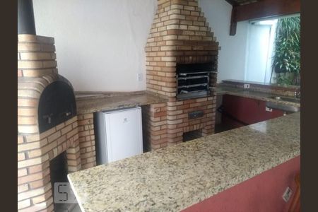 Apartamento à venda com 540m², 4 quartos e 4 vagas Apartamento à venda com 540m², 4 quartos e 4 vagasÁrea comum - Churrasqueira